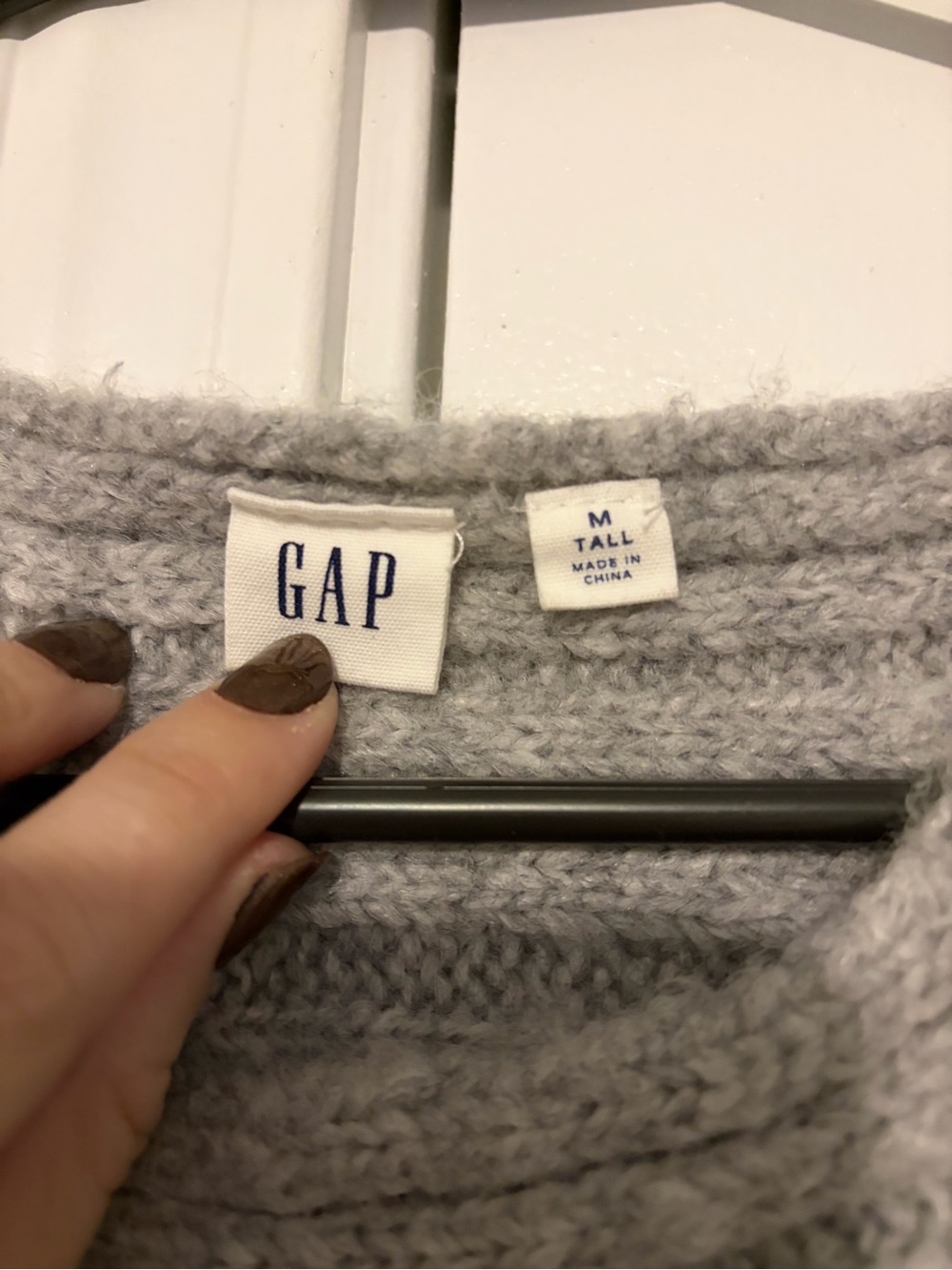 GAP Light Gray Knit Pullover - Picture 2 of 3